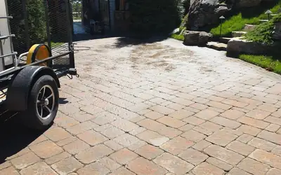 Paver driveway after cleaning stone steps